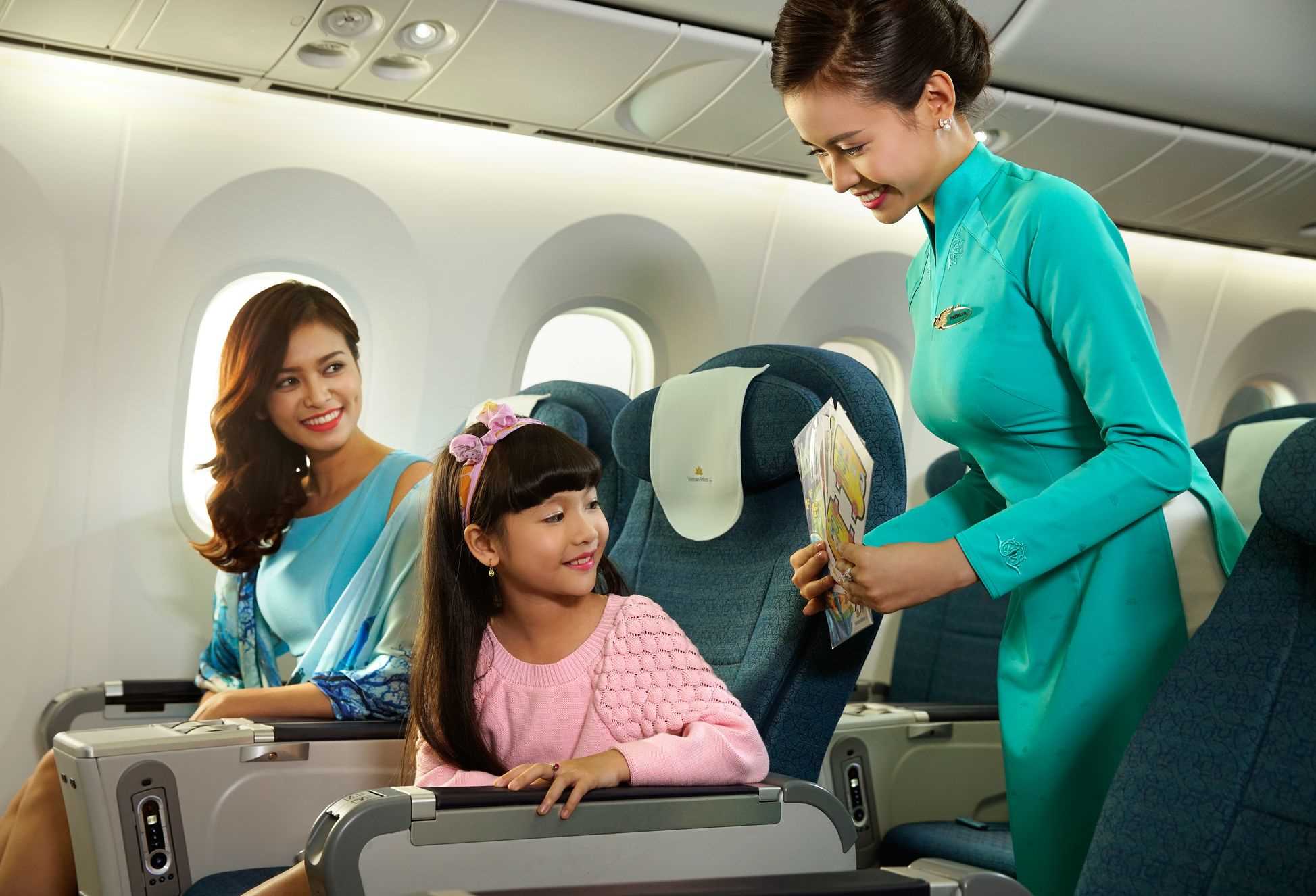 tiếp viên nữ vietnam airlines