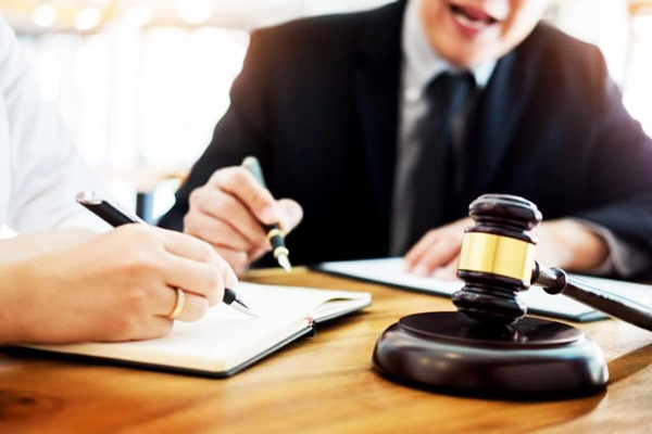 hợp đồng dịch vụ pháp lý là gì