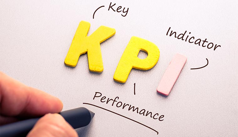Đặt ra KPI cho KOL hợp tác và đeo bám nó