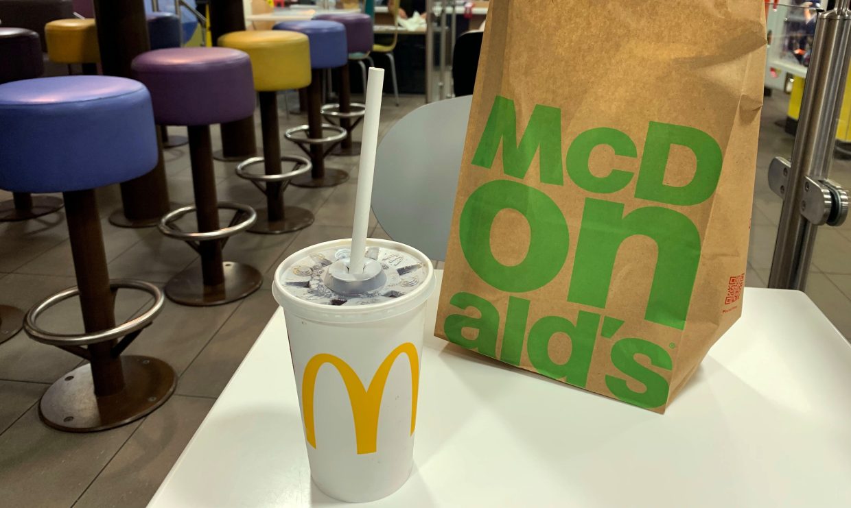 Ống hút giấy của McDonald’s (Nguồn: Lost Bird)
