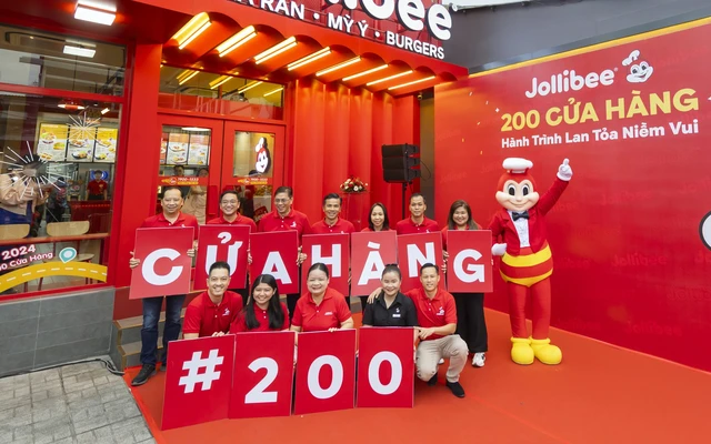 Khai trương cửa hàng thứ 200 Jollibee