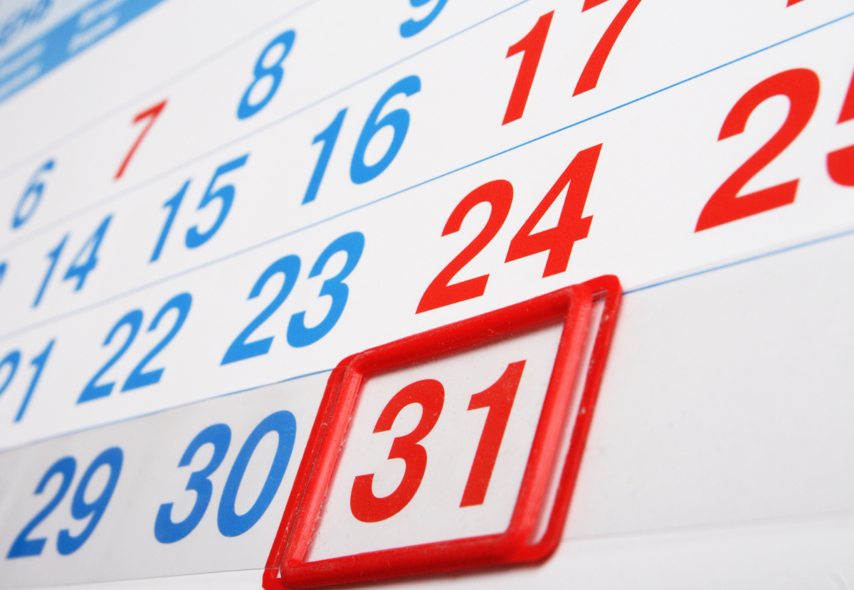 làm bao lâu được thưởng tháng 13