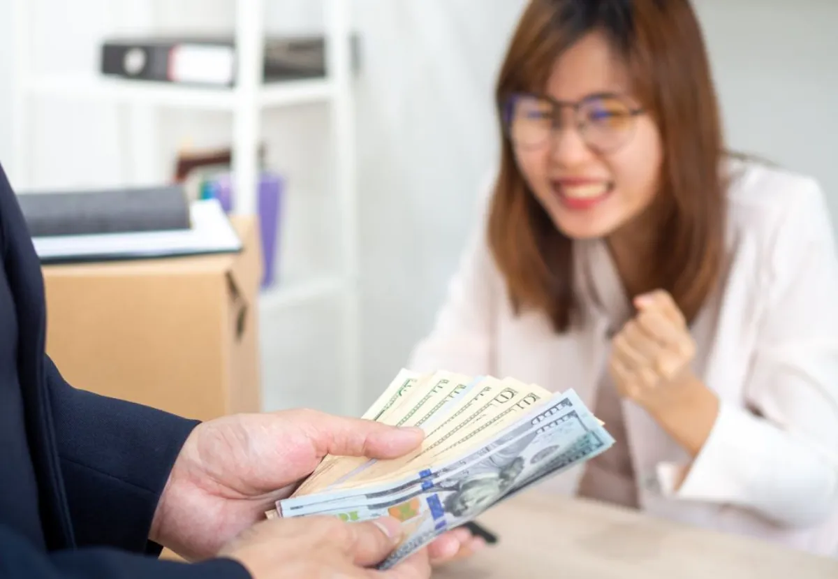 lương tháng 13 và thưởng tết