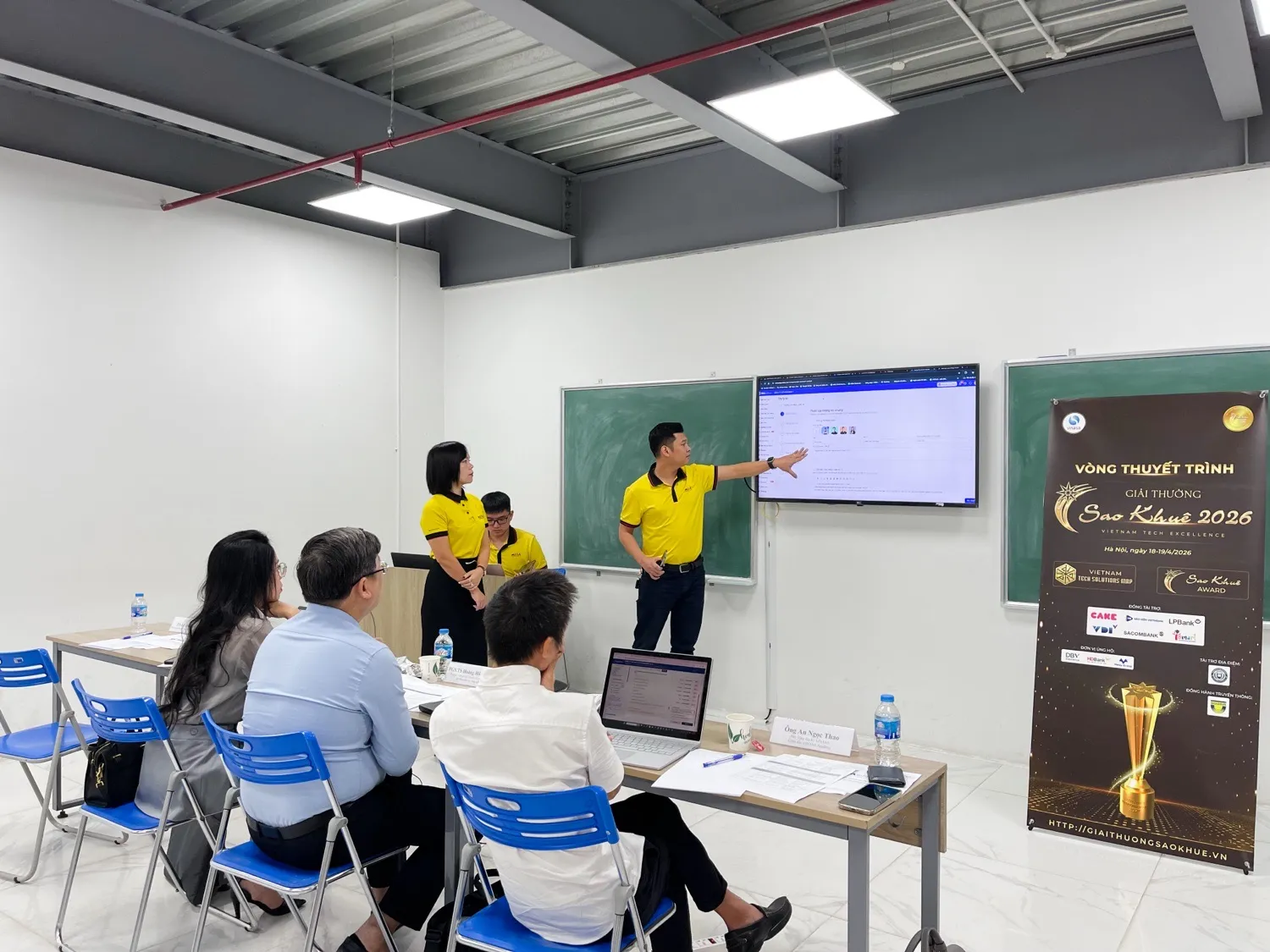 Đại diện MISA tham gia Vòng thuyết trình giải thưởng Sao Khuê 2026.