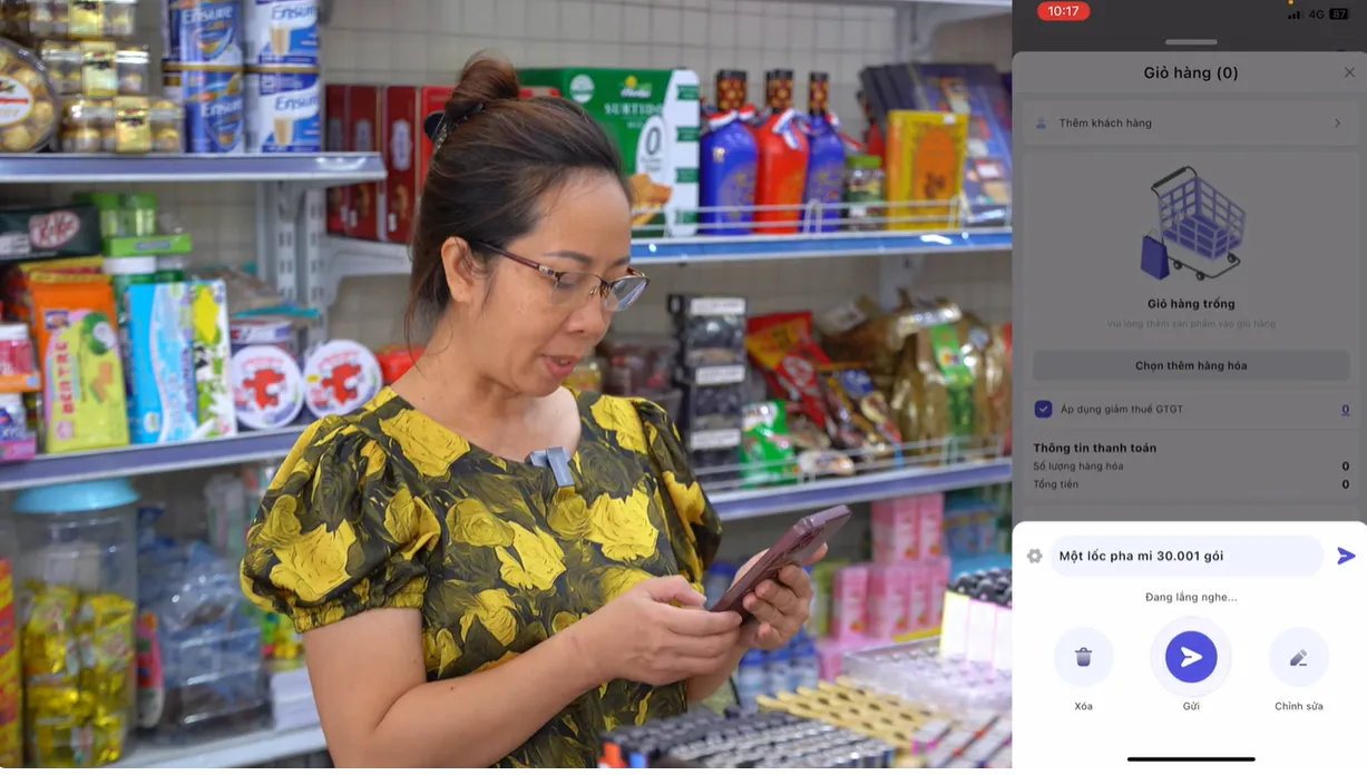 MISA eShop tích hợp AI cho phép hộ kinh doanh lên đơn bằng giọng nói, hệ thống tự động nhận diện sản phẩm, kiểm tra tồn kho và thêm vào đơn hàng, phù hợp cả với những chủ hộ lớn tuổi hoặc chưa thành thạo công nghệ.